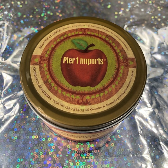 ✨ BOUNTIFUL APPLE ✨ 4.75 Candle from Pier 1 Imports - Picture 3 of 14